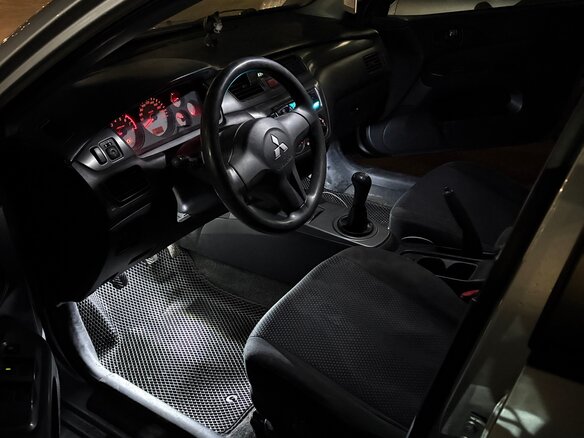 2007 Mitsubishi Lancer IX Рестайлинг, серебристый, 310000 рублей - вид 9