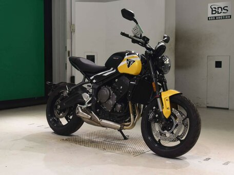 2025 Triumph Trident 660, чёрный, 1197000 рублей, вид 3