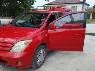 2004 Toyota Ist I, красный, 480000 рублей, вид 1