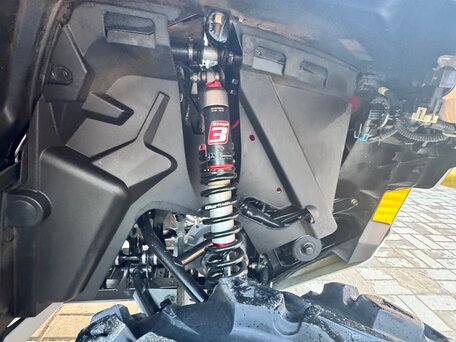 2018 BRP Can-Am Outlander X MR 1000R, чёрный, 1445000 рублей, вид 3