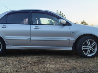 2004 Mitsubishi Lancer IX, серебристый, 350000 рублей, вид 4