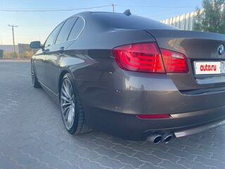 2011 BMW 5 серии 528i VI (F10/F11/F07), коричневый, 1350000 рублей, вид 5