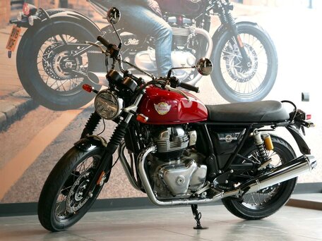 2024 Royal Enfield Interceptor, красный, 650000 рублей, вид 2