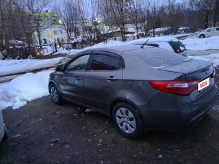 2012 Kia Rio III, серый, 450000 рублей, вид 3