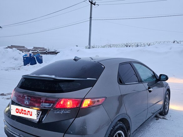 2008 Honda Civic VIII, серый, 580000 рублей - вид 9