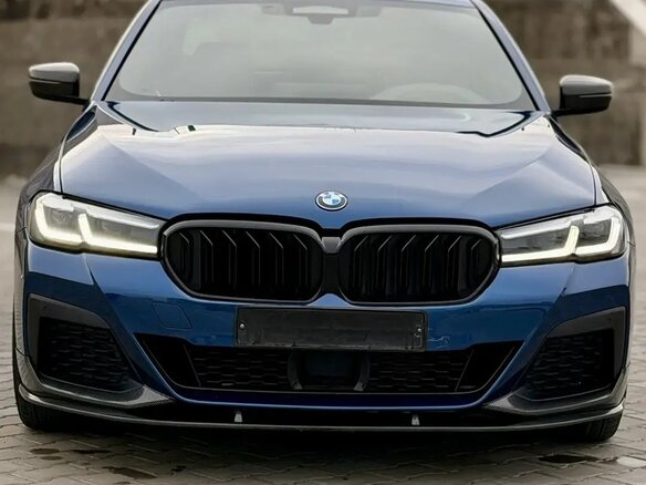 2020 BMW 5 серии 530d xDrive VII (G30/G31/G38) Рестайлинг, синий, 5000000 рублей - вид 9