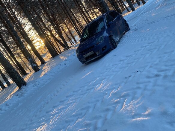 2007 Ford Fiesta Mk5, фиолетовый, 199000 рублей - вид 16