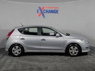 2010 Hyundai i30 I Рестайлинг, серебристый, 649000 рублей, вид 4