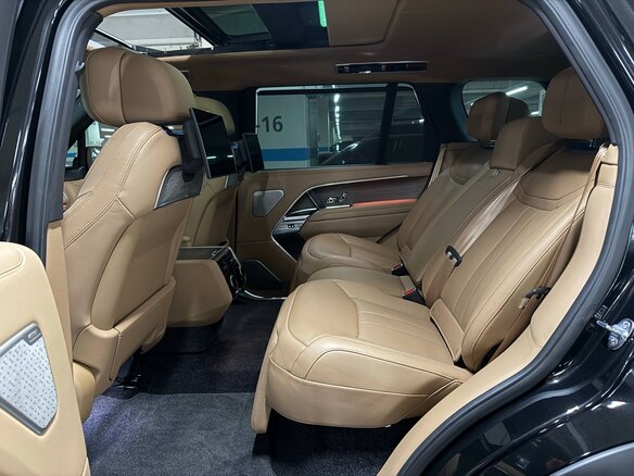 2023 Land Rover Range Rover P530 MHEV Long V, чёрный, 18940000 рублей - вид 12