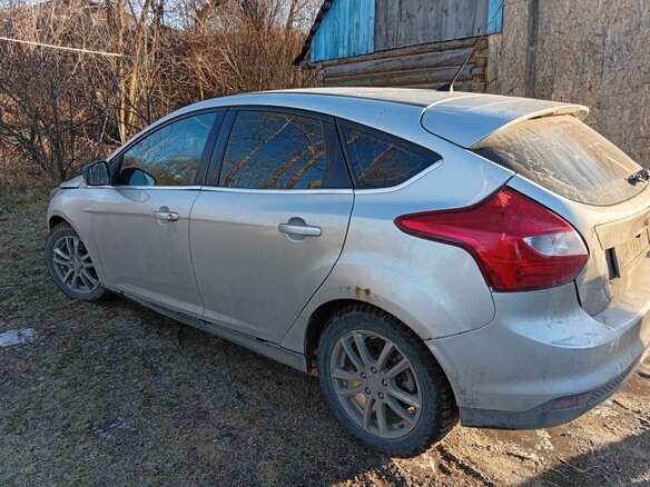 2011 Ford Focus III, серебристый, 760000 рублей - вид 2