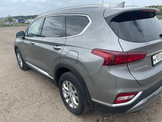 2019 Hyundai Santa Fe IV, серый, 2750000 рублей, вид 4
