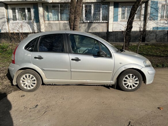 2008 Citroen C3 I Рестайлинг, серебристый, 220000 рублей - вид 1