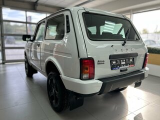 2026 Lada (ВАЗ) Niva Legend I Рестайлинг, белый, 1365000 рублей, вид 5