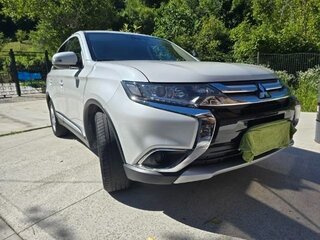 2018 Mitsubishi Outlander III Рестайлинг 2, белый, 1999999 рублей, вид 1