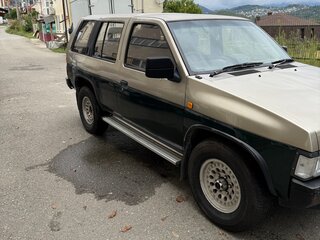 1991 Nissan Terrano I, бежевый, 850000 рублей, вид 1