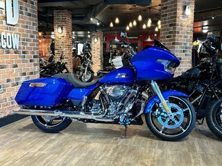 2024 Harley-Davidson Road Glide, синий, 3900000 рублей, вид 2