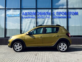 2017 Renault Sandero Stepway II, зелёный, 1219000 рублей, вид 2