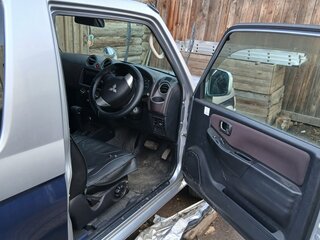 2009 Mitsubishi Pajero Mini II, серый, 815000 рублей, вид 5