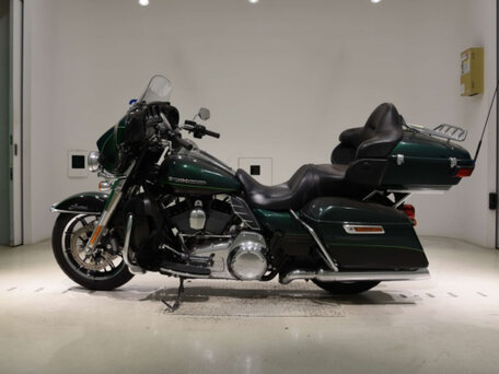 2014 Harley-Davidson Electra Glide, зелёный, 1000000 рублей, вид 3
