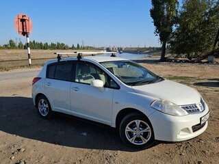 2008 Nissan Tiida I, белый, 700000 рублей, вид 2