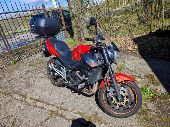 2007 Suzuki GSR 600, красный, 470000 рублей