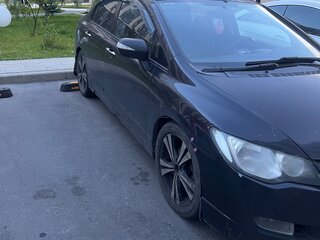 2006 Honda Civic VIII, чёрный, 420000 рублей, вид 2