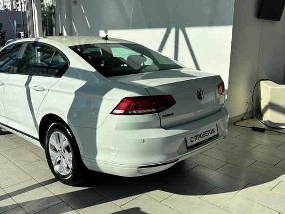 2017 Volkswagen Passat B8, белый, 1519000 рублей - вид 25
