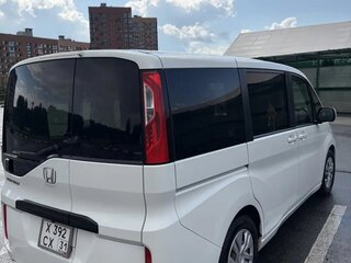 2015 Honda Stepwgn V, белый, 1700000 рублей, вид 5