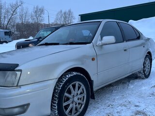 1998 Toyota Vista IV (V40), золотистый, 350000 рублей, вид 1