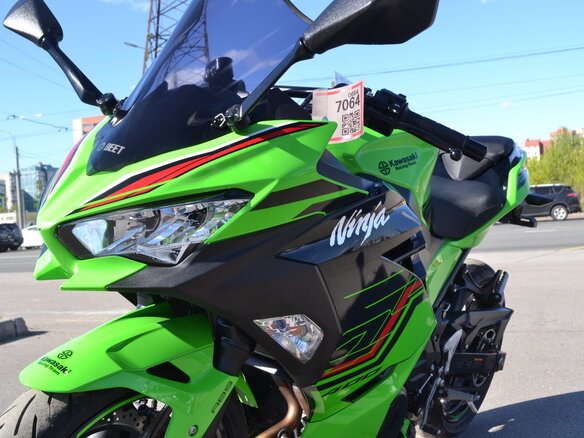 2023 Kawasaki Ninja 400, зелёный, 660000 рублей - вид 16