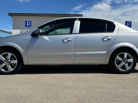2008 Opel Astra H Рестайлинг, серебристый, 620000 рублей - вид 13