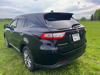 2019 Toyota Harrier III (XU60) Рестайлинг, чёрный, 3330000 рублей, вид 4