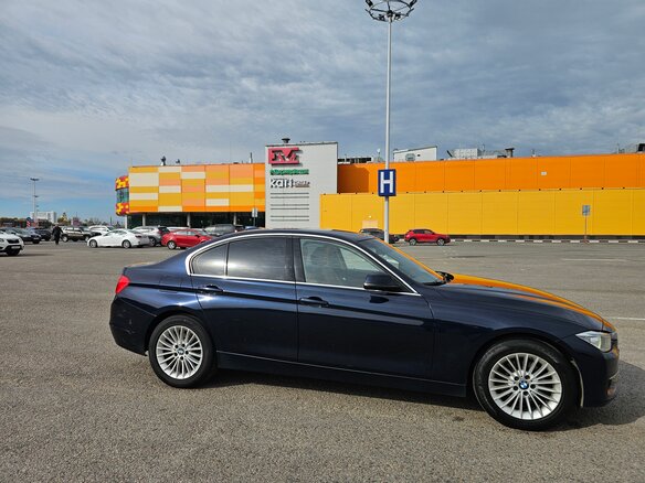 2014 BMW 3 серии 320d xDrive VI (F3x), синий, 1630000 рублей - вид 18