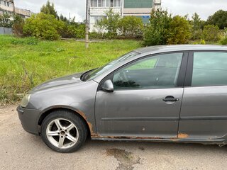 2006 Volkswagen Golf V, серый, 300000 рублей, вид 4