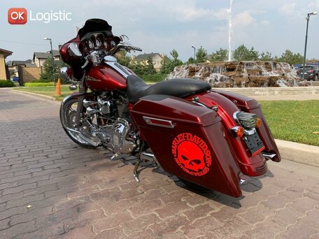 2009 Harley-Davidson Street Glide, пурпурный, 750000 рублей, вид 4