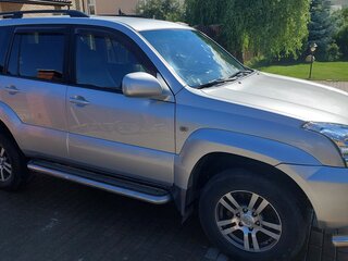 2008 Toyota Land Cruiser Prado 5-speed 120 Series Рестайлинг, серебристый, 1900000 рублей, вид 2