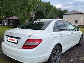 2011 Mercedes-Benz C-Класс 180 BlueEFFICIENCY III (W204), белый, 890000 рублей, вид 4