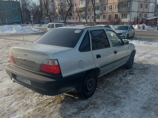 2005 Daewoo Nexia I, серебристый, 150000 рублей, вид 3
