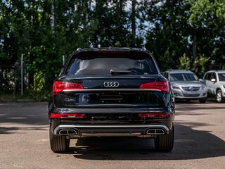 2023 Audi Q5 L 40 TFSI II (FY) Рестайлинг, чёрный, 4120000 рублей, вид 5