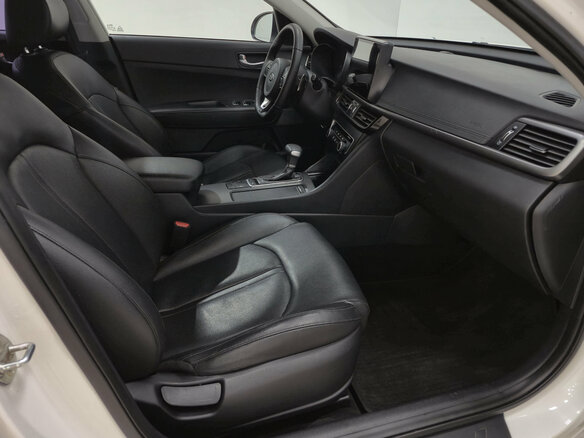 2016 Kia K5 II, белый - вид 12