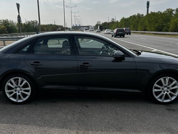 2018 Audi A4 V (B9), серый, 3100000 рублей - вид 5