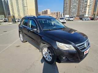 2009 Volkswagen Tiguan I, чёрный, 800000 рублей, вид 2