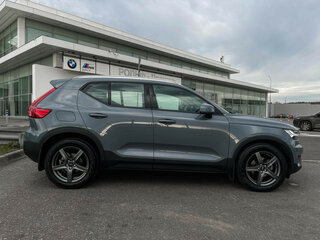 2021 Volvo XC40 I, серый, 2902000 рублей, вид 4