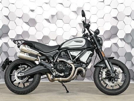 2022 Ducati Scrambler 1100, чёрный, 1069000 рублей, вид 3