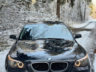 2008 BMW 5 серии 520i V (E60/E61) Рестайлинг, чёрный, 1150000 рублей, вид 2