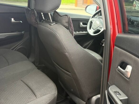 2016 Kia Rio III Рестайлинг, красный, 950000 рублей - вид 9