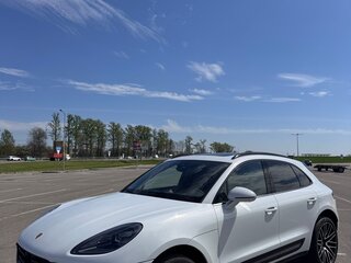2022 Porsche Macan I Рестайлинг 2, белый, 4300000 рублей, вид 2