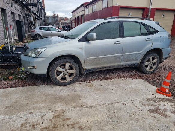 2005 Lexus RX 300 II, голубой, 980000 рублей - вид 2