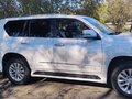 2017 Lexus GX 460 II Рестайлинг, белый, 5000000 рублей - вид 3