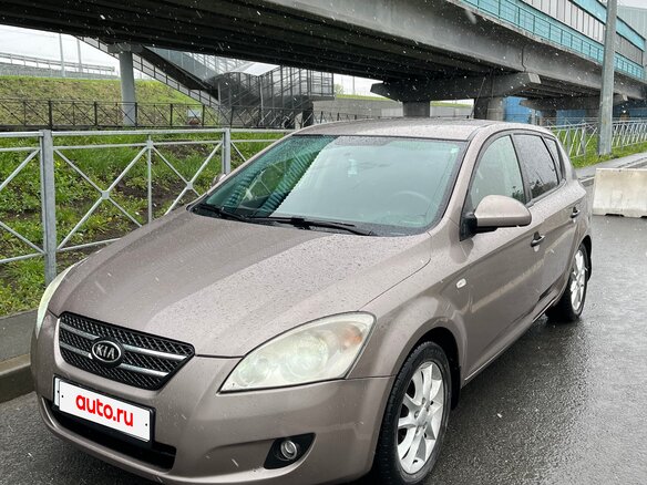 2009 Kia Ceed I, бежевый, 560000 рублей - вид 1